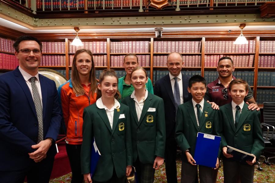 Matt Kean MP with students from Normanhurst West Public School